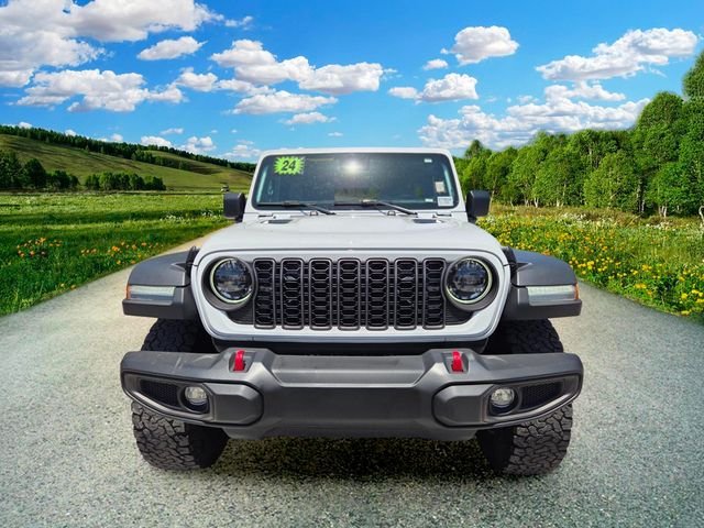 Used 2024 White Jeep Rubicon image 8