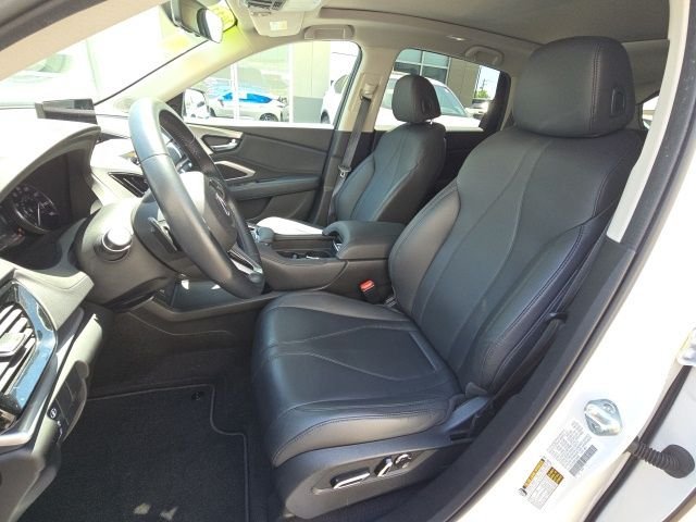 Used 2023  Acura  image 11