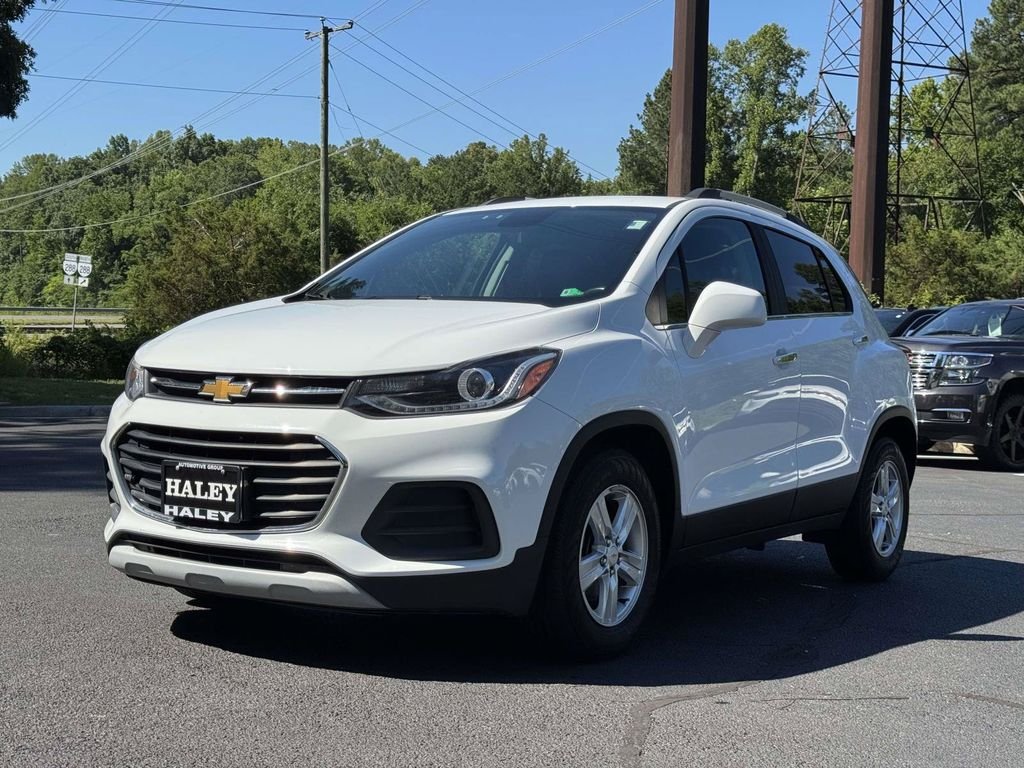 Used 2020 White Chevrolet LT image 25