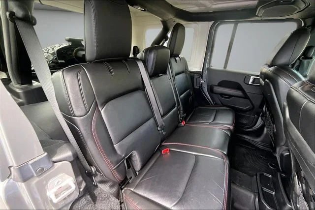 Used 2020 Sting Gray Clearcoat Jeep Unlimited Rubicon image 25