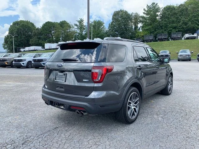 Used 2018 Gray Ford Sport image 9