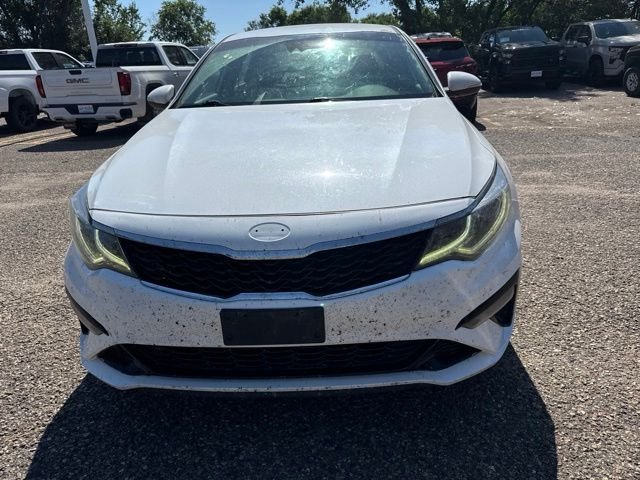 Used 2019 White Kia LX image 9