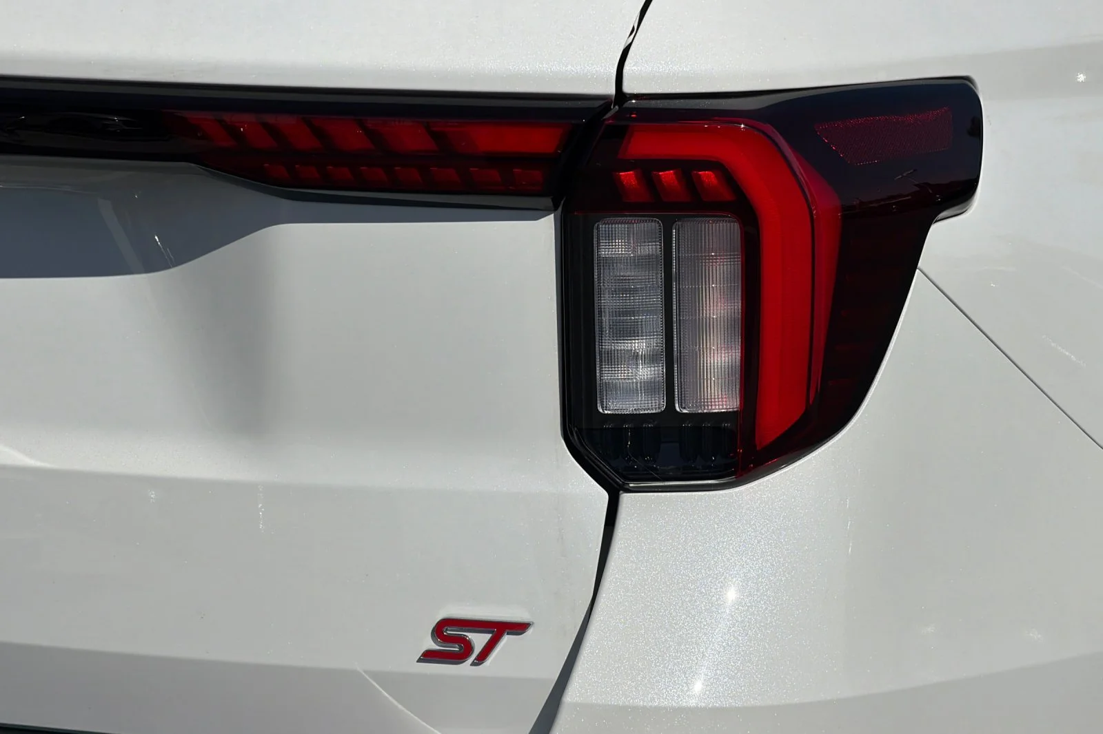 New 2026 Star White Metallic Tri-Coat Ford ST image 27