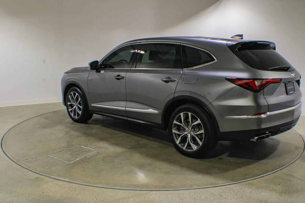 Used 2023 Liquid Carbon Metallic Acura Technology image 4