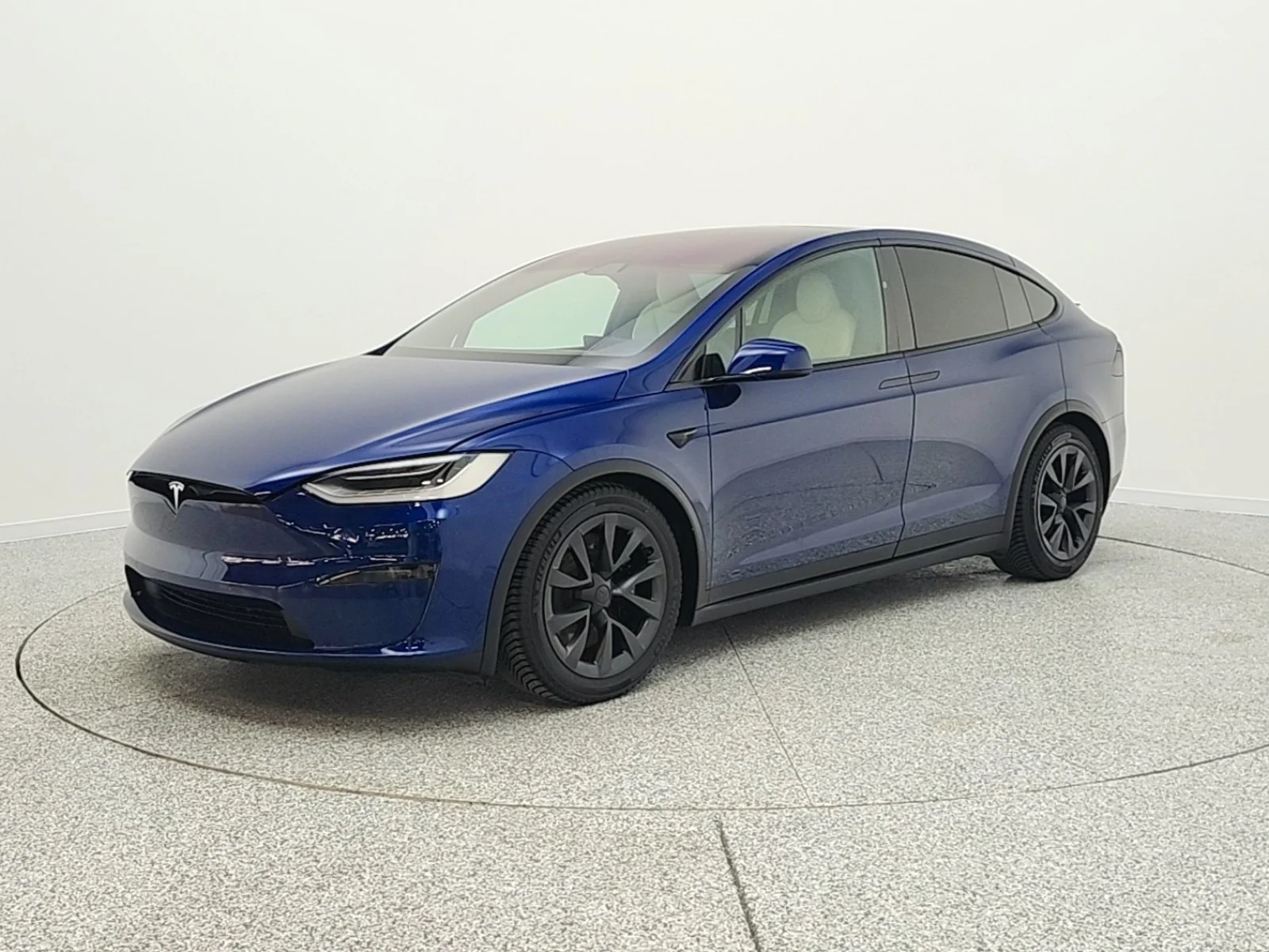 2022 Tesla Model X Long Range's photo