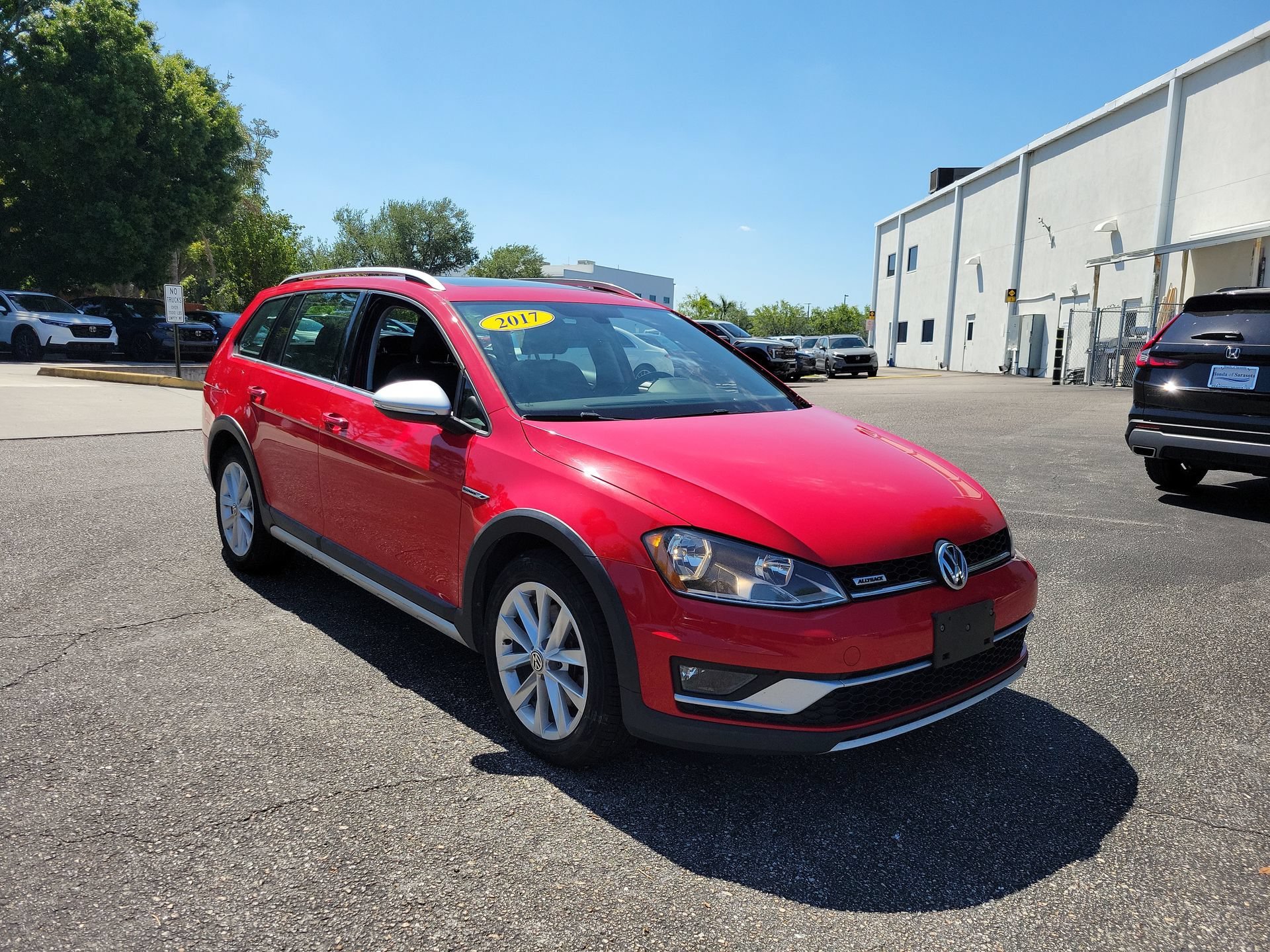Used 2017 Red Volkswagen TSI SE image 2