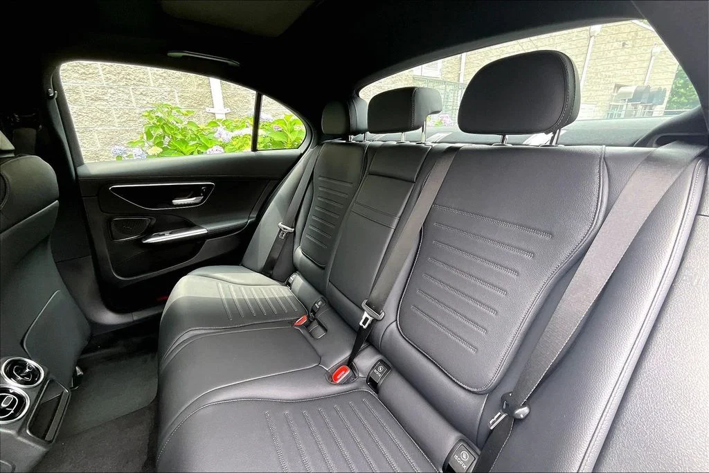 New 2026 White Mercedes-Benz C 300 image 10