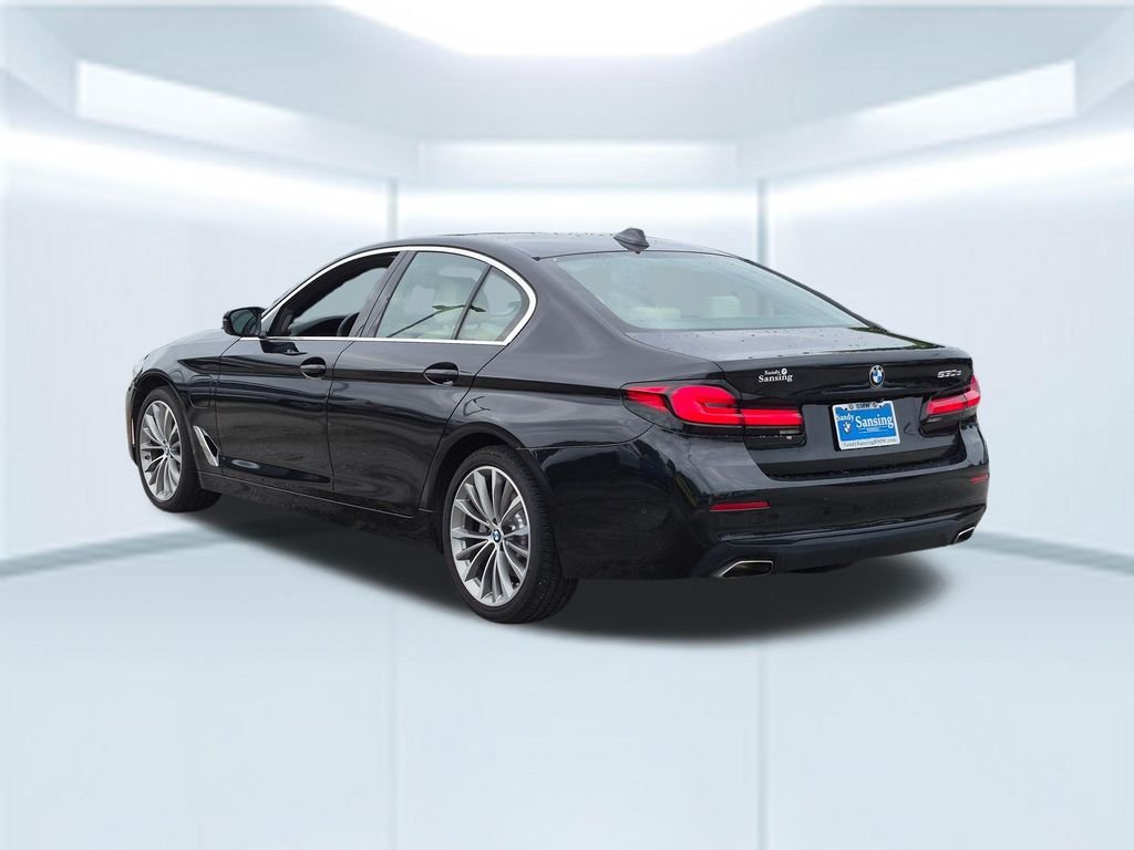 Used 2021 Black BMW 530e iPerformance image 3