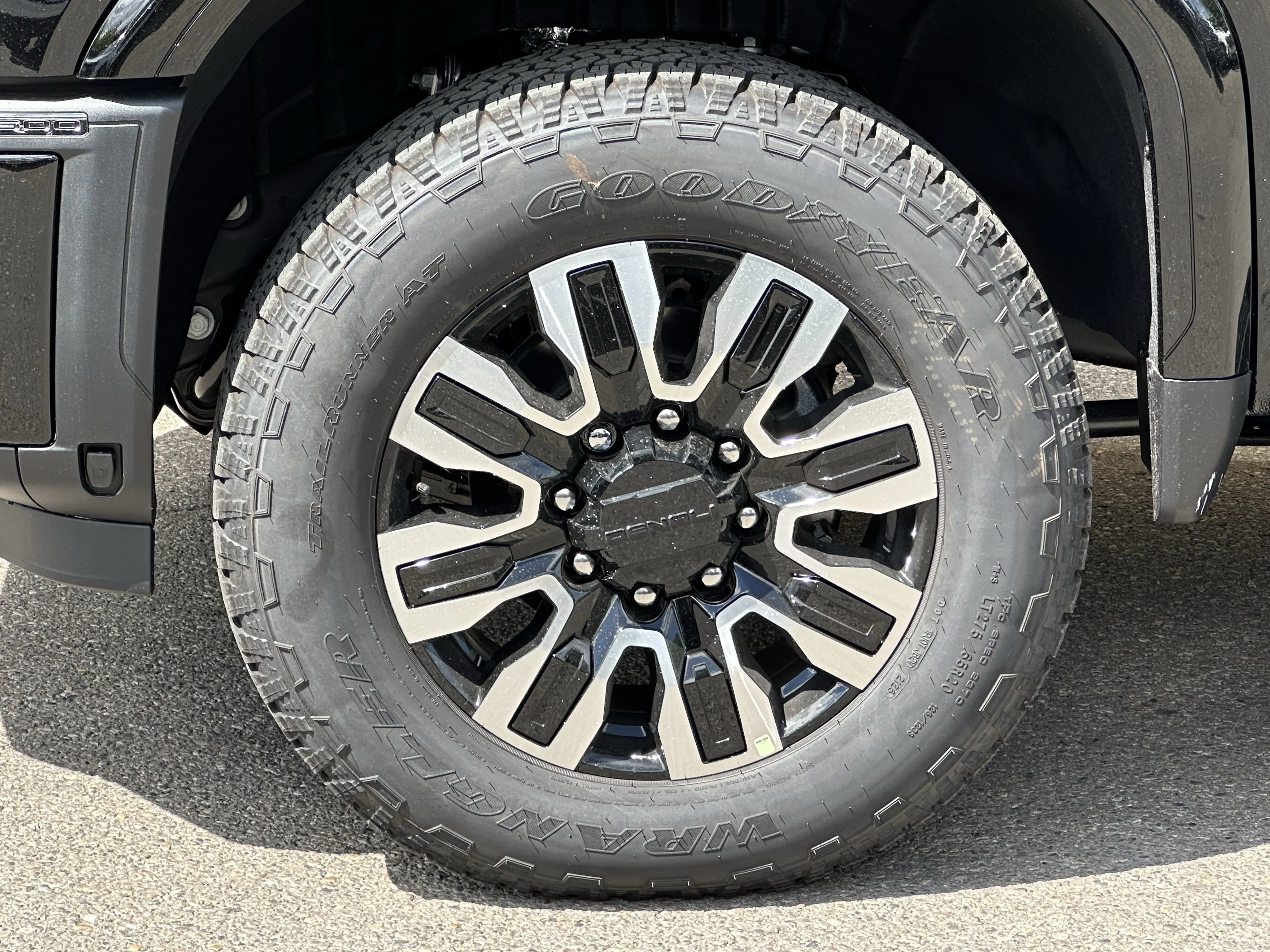 New 2026 Onyx Black GMC Denali Ultimate image 5