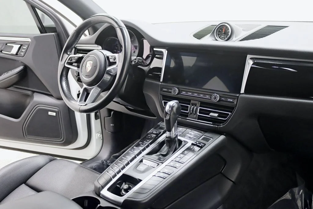 Used 2020 White Porsche S image 28