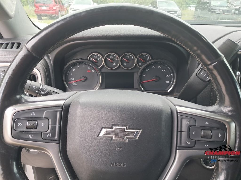 Used 2019 Silver Chevrolet RST image 16