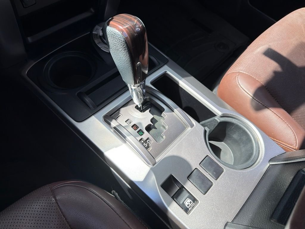 Used 2015 Gray Toyota Limited image 10