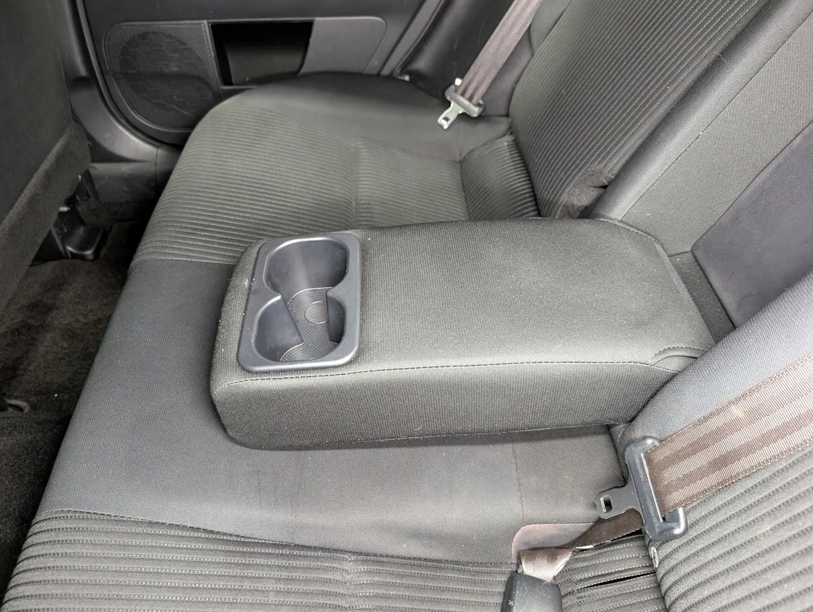 Used 2014 Mercury Gray Pearl Mitsubishi ES image 15