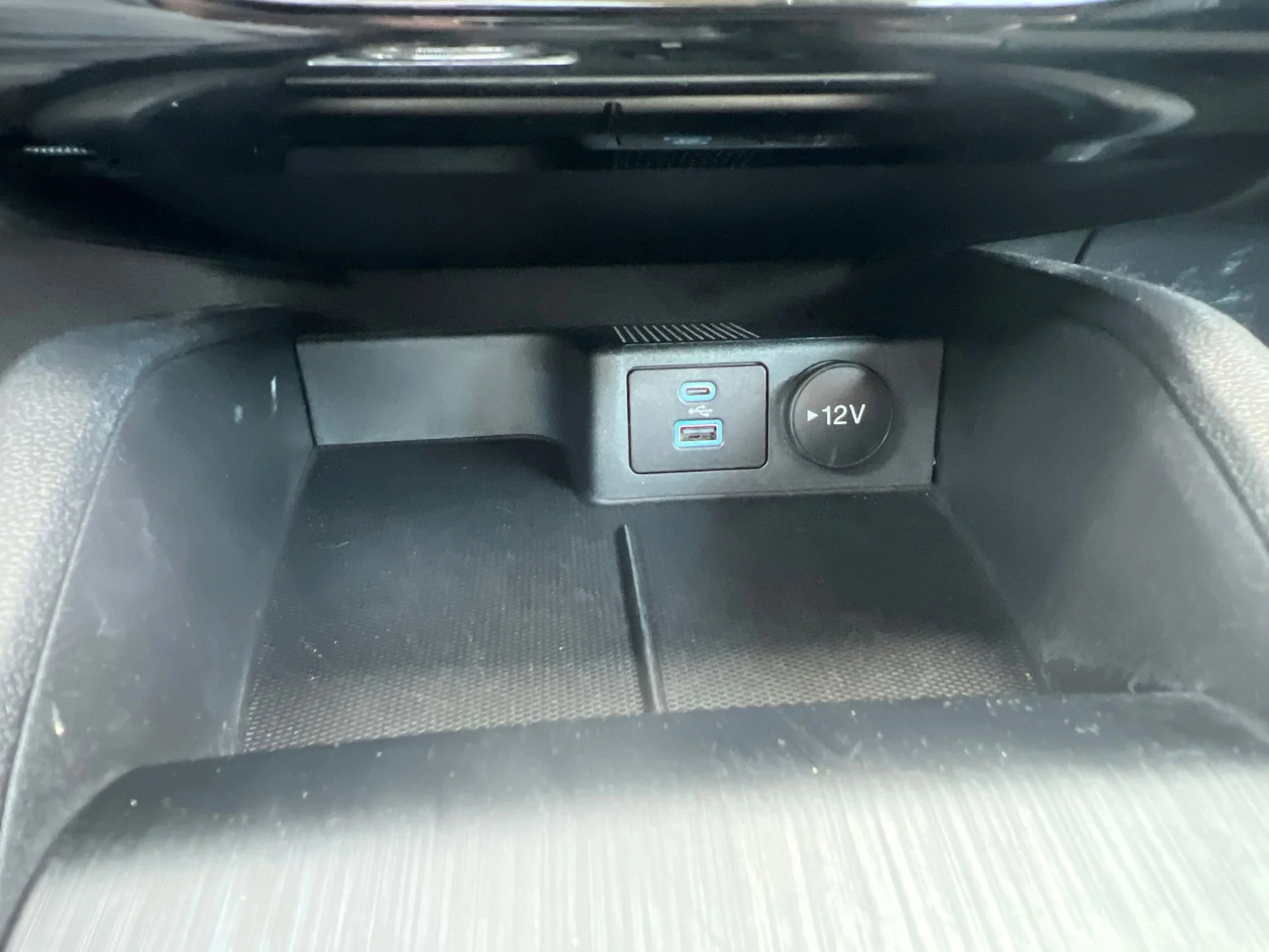 Used 2023 Blue Ford Base image 33