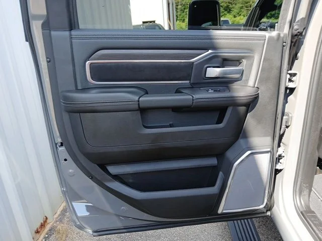 New 2026 Ceramic Gray Clear-Coat Exterior Paint RAM Laramie image 22