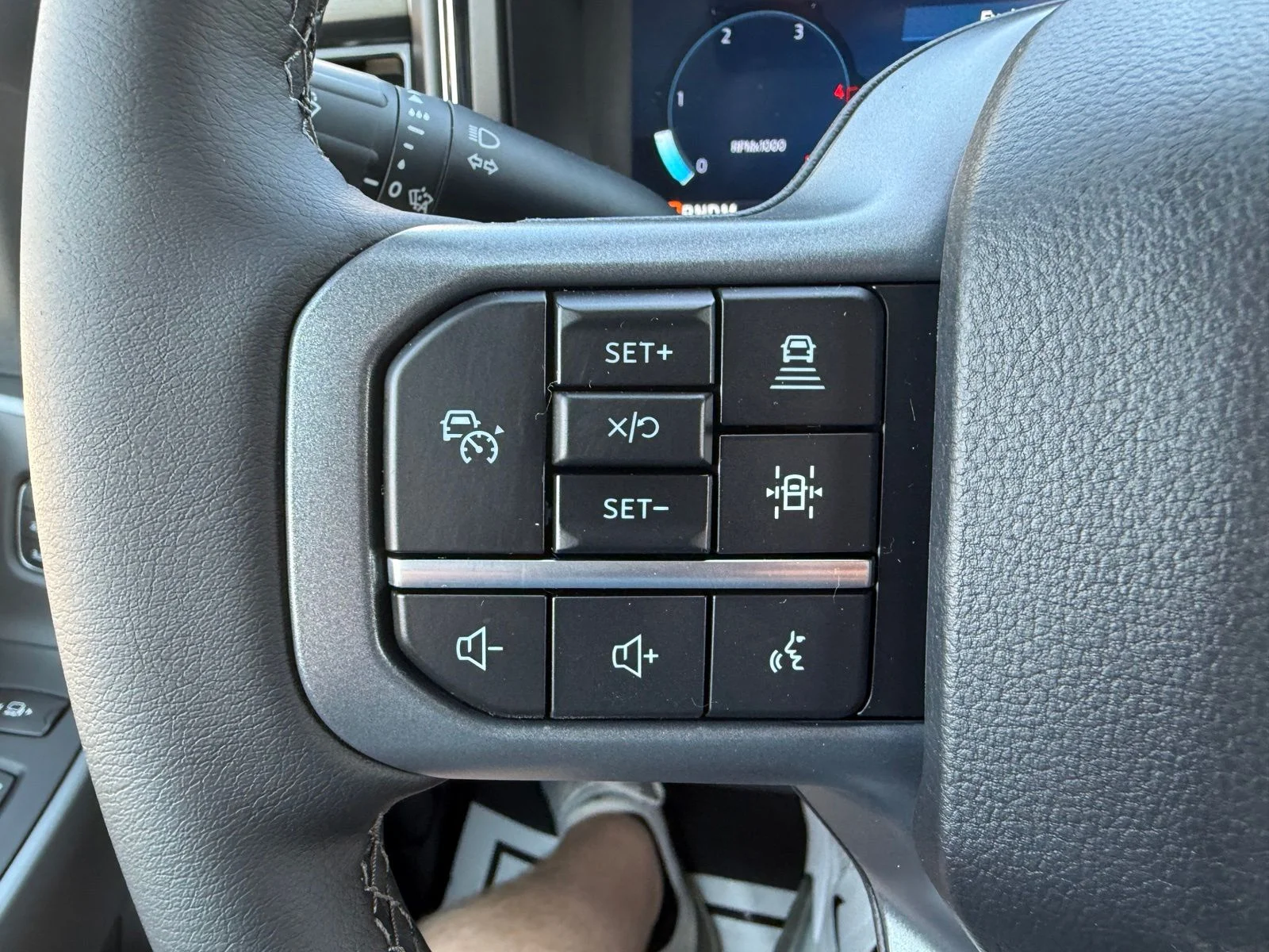 New 2026 Marsh Gray Ford F-350® Lariat® image 26