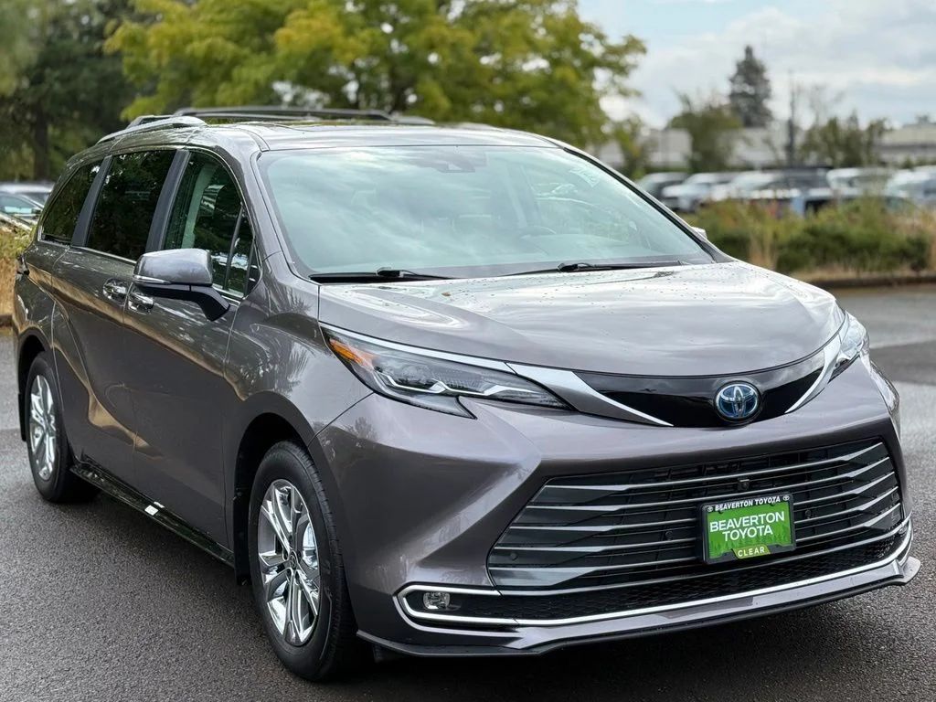 Used 2024 Predawn Gray Mica Toyota Platinum image 7