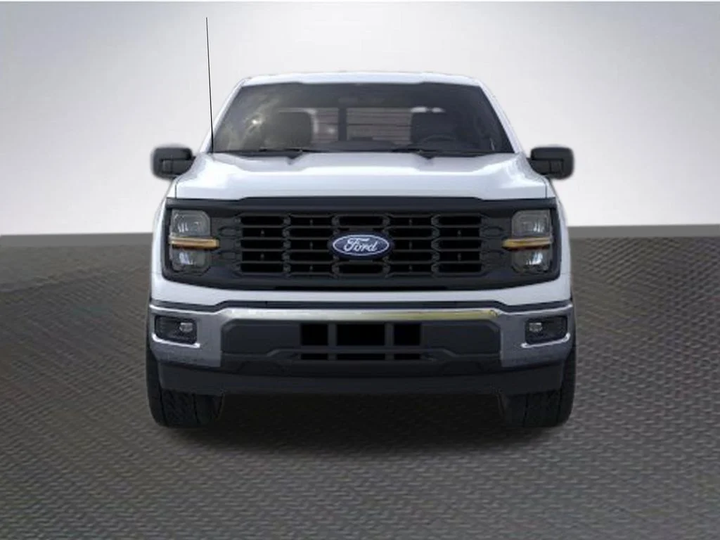 New 2026 Oxford White Ford XL image 6