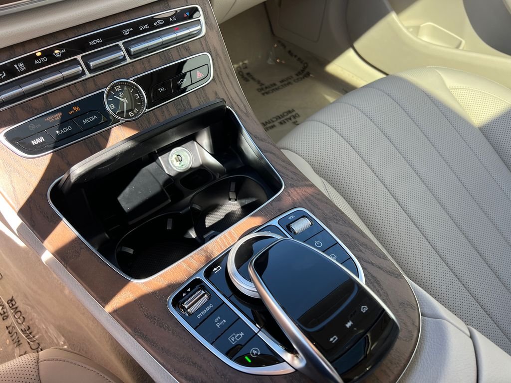 Used 2019  Mercedes-Benz E 300 image 23