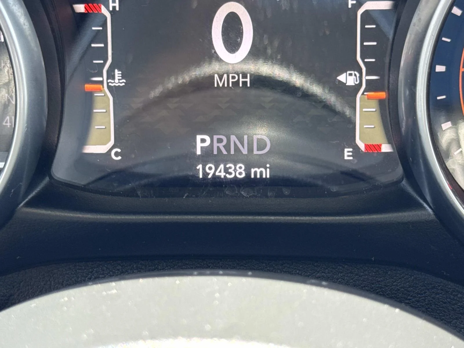 Used 2020 Green Jeep Sahara image 27