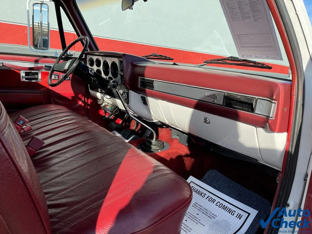 Used 1982 White Chevrolet  image 29