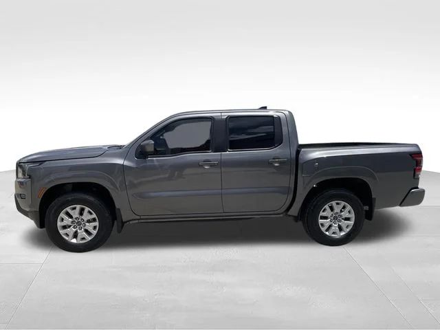 Certified Used 2022 Gray Nissan SV image 5