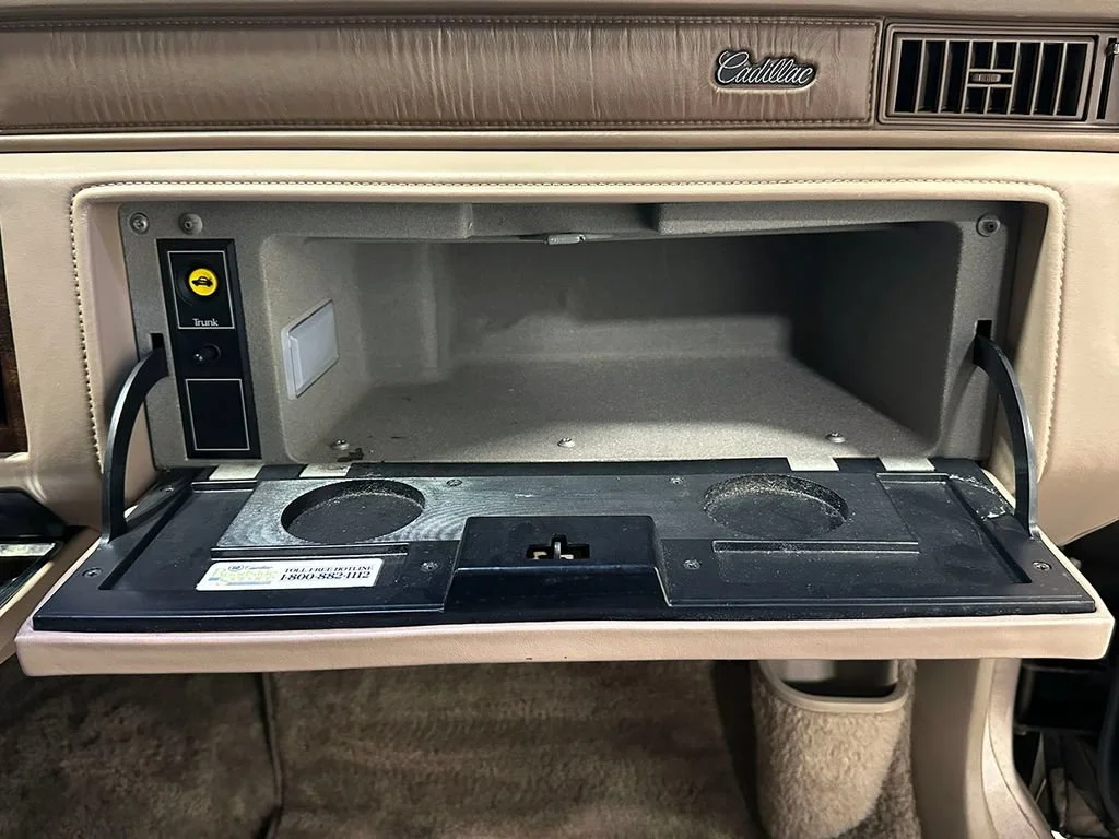 Used 1989  Cadillac NA image 69