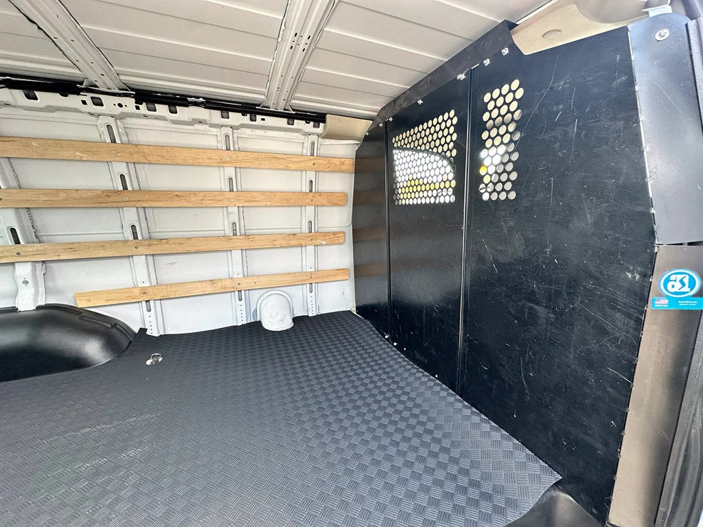 Used 2025 Summit White Chevrolet WT image 24