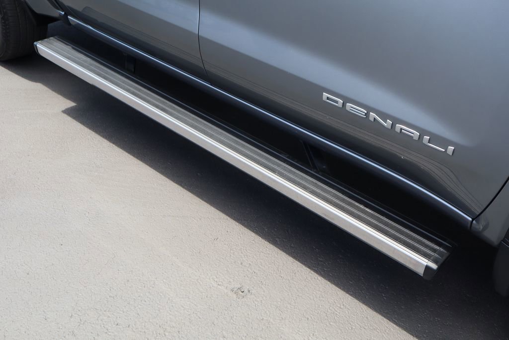 Used 2021 SATIN STEEL METALLIC GMC Denali image 11