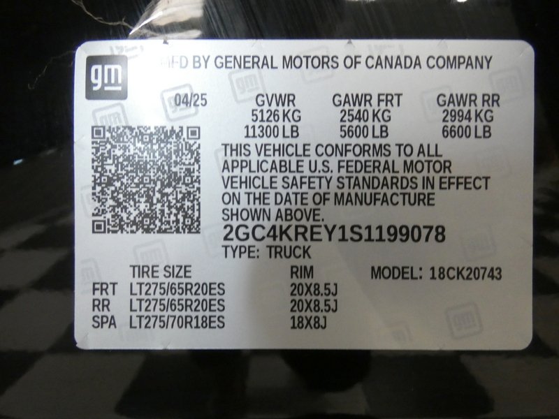 Used 2025 BLACK Chevrolet Crew Cab 159" High Country Dsl image 31