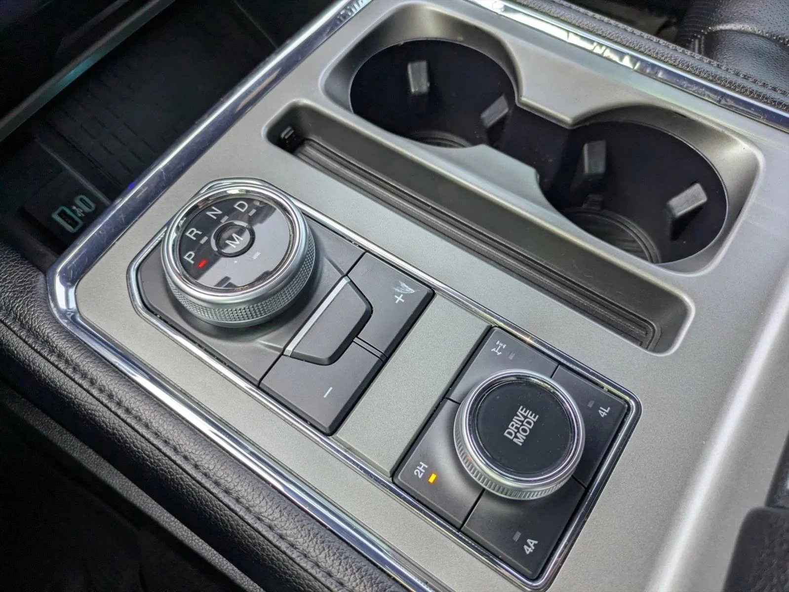 Used 2020 Magnetic Metallic Ford XLT image 10