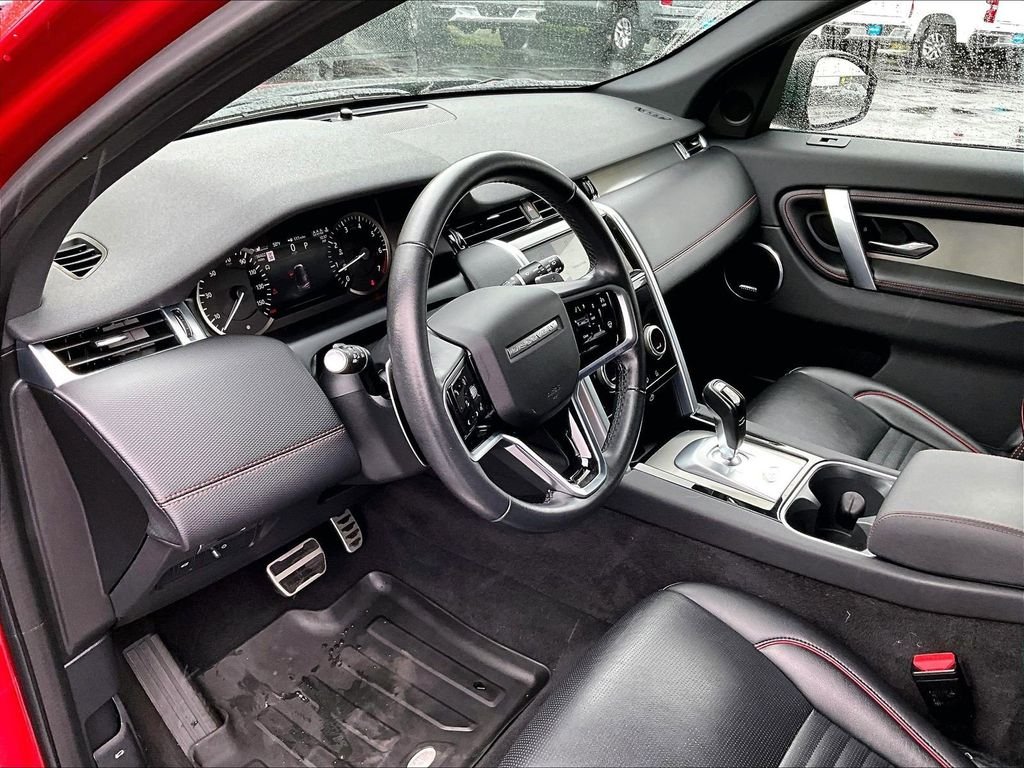 Used 2023 Red Land Rover SE R-Dynamic image 8