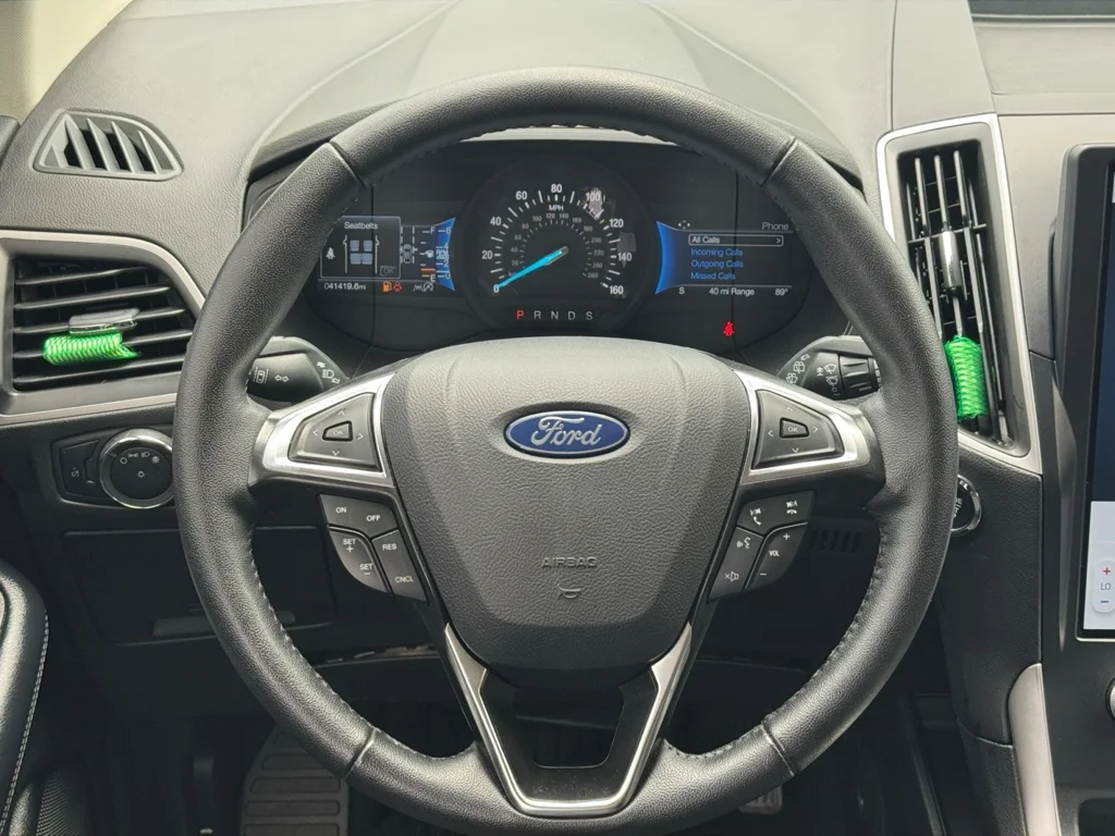 Used 2024 Blue Ford SEL image 17