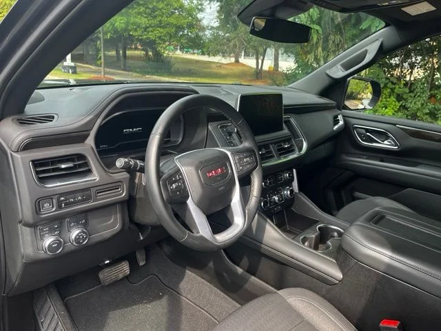 Used 2023 Gray GMC SLE image 9
