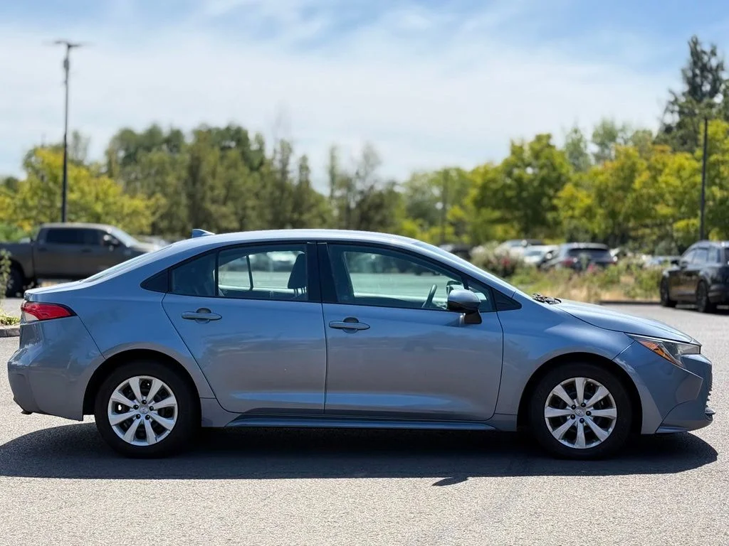 Used 2023  Toyota LE image 6