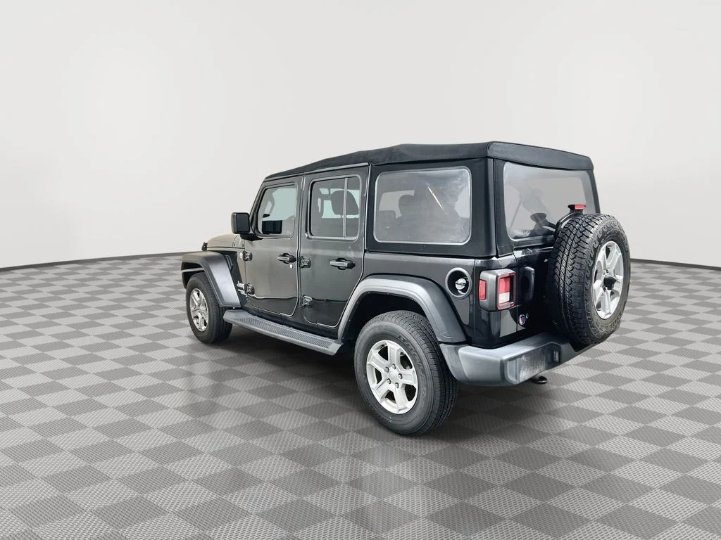 Used 2018 Black Jeep Unlimited Sport S image 6