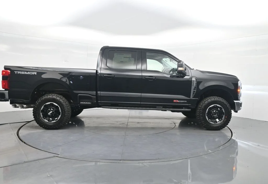 New 2026 Agate Black Metallic Ford F-250® Lariat® image 6