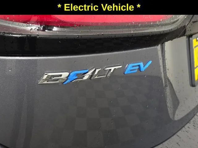 Used 2023 GRAY GHOST METALLIC Chevrolet 2LT image 11