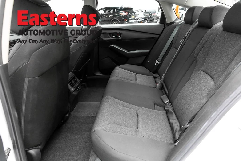Used 2026 White Honda SE image 20