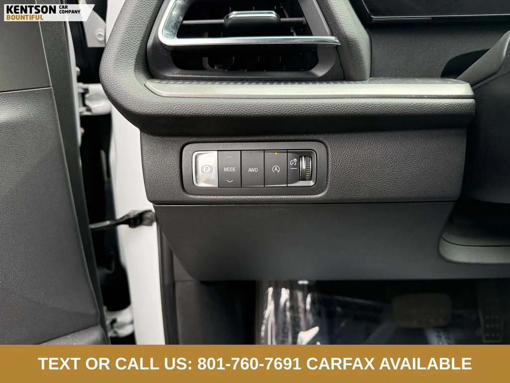 Used 2026 White Chevrolet LT image 12
