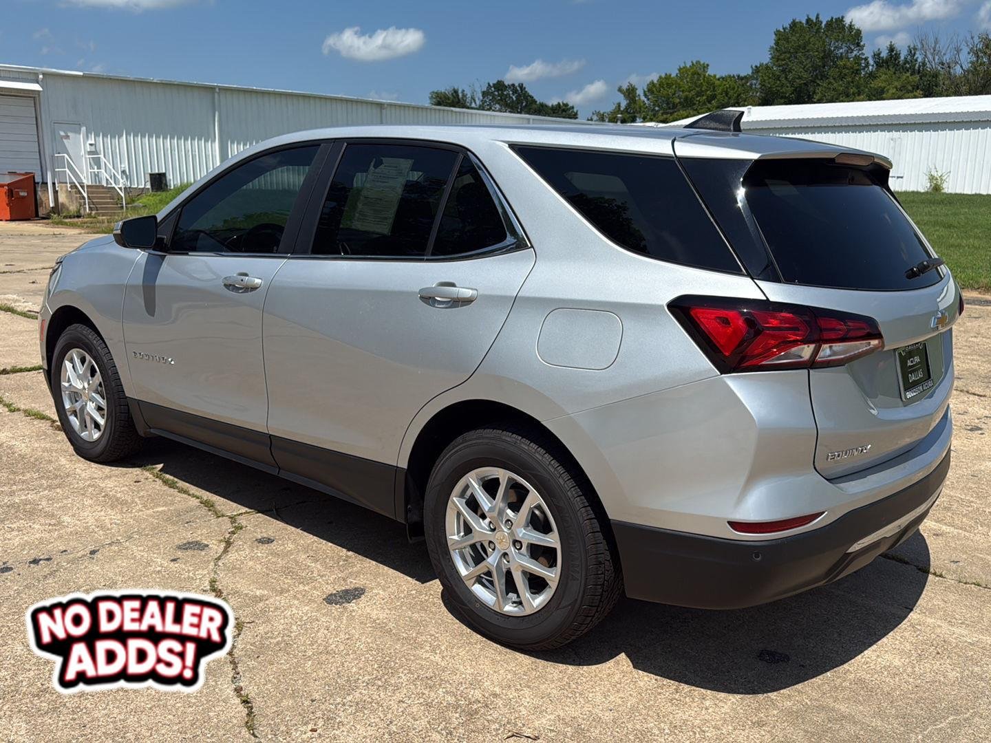 Used 2022 Silver Ice Metallic Chevrolet LT image 4