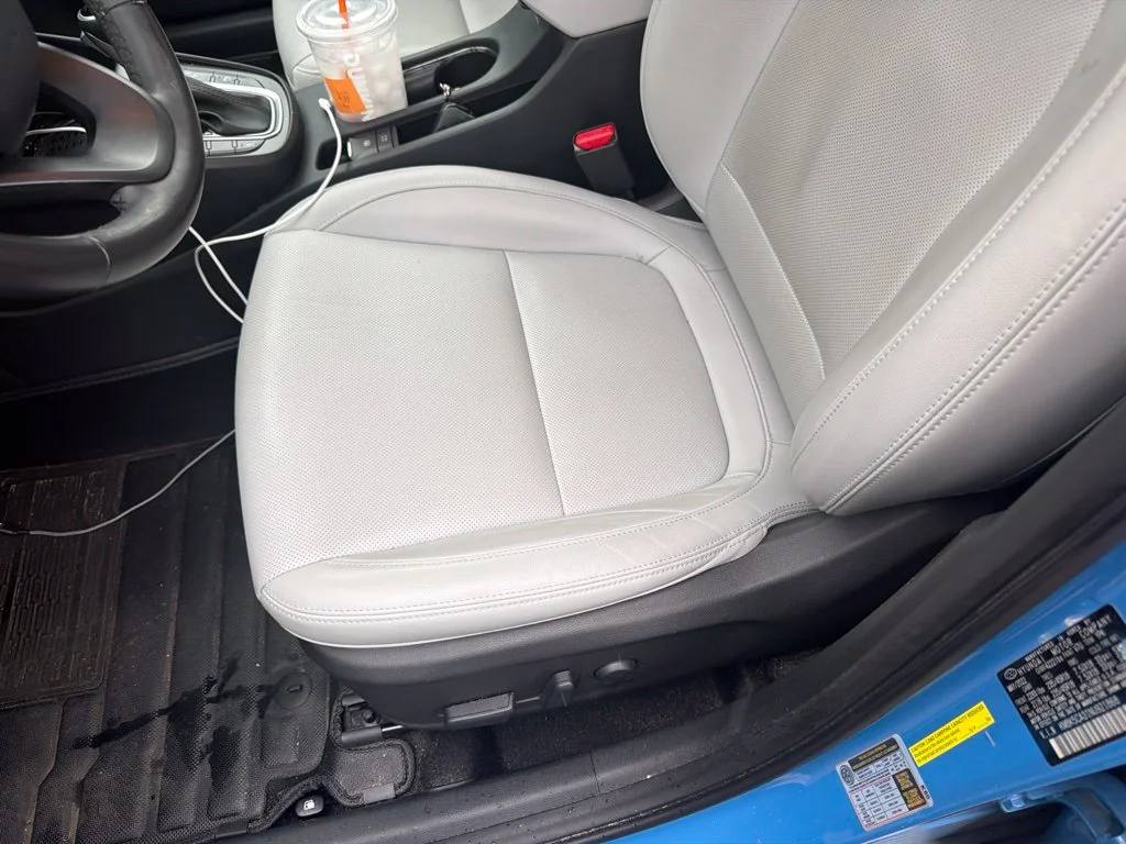Used 2022 Blue Hyundai Limited image 14