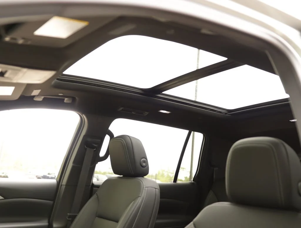 New 2026 Sterling Gray Metallic Chevrolet LT image 25