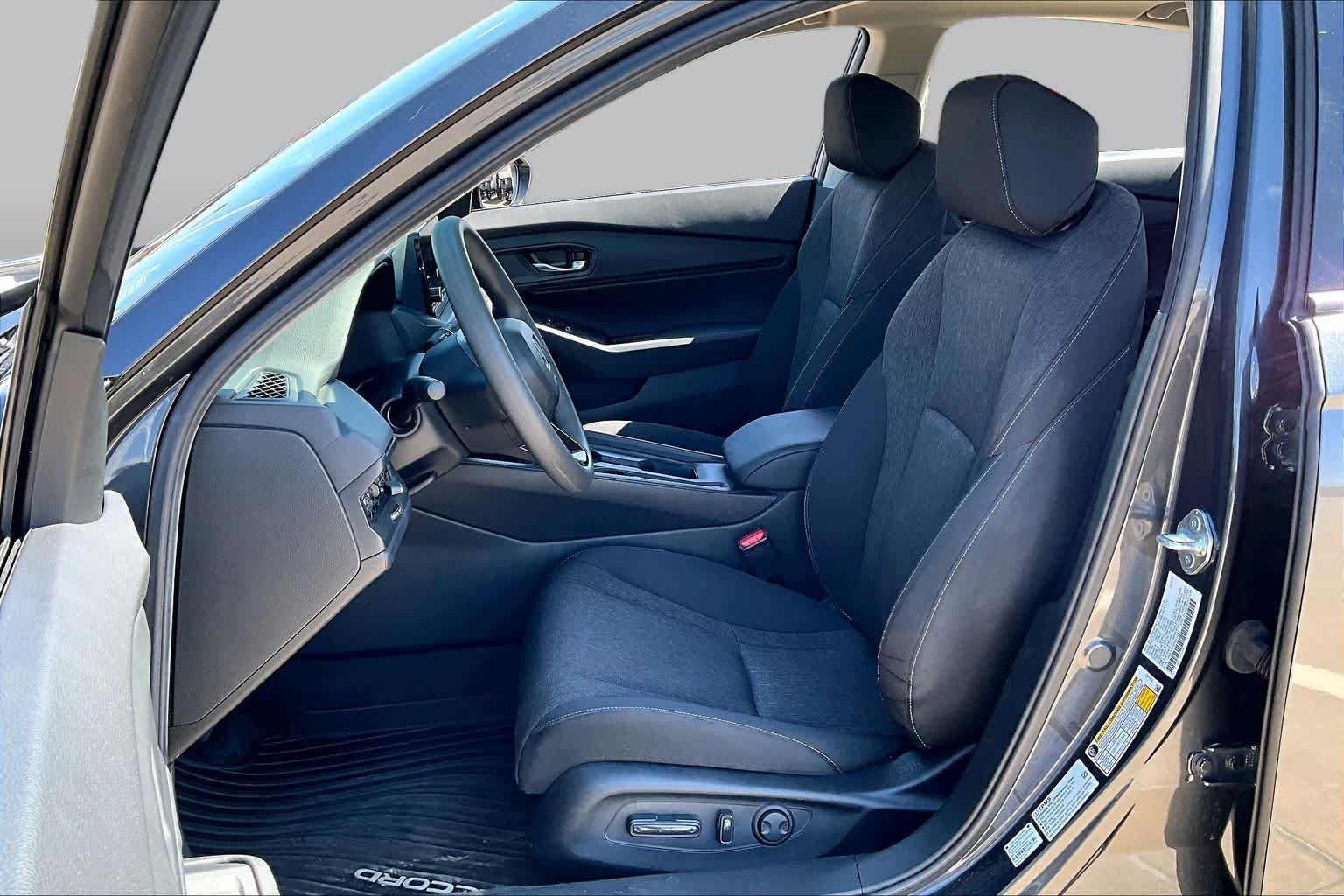 2025 Honda Accord SE - Photo 8