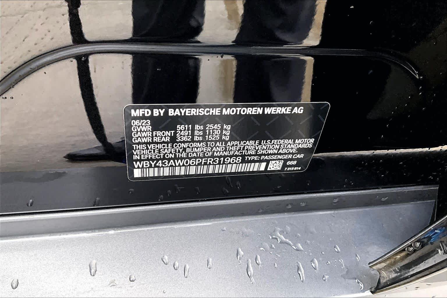 Used 2023 Jet Black BMW eDrive35 image 33