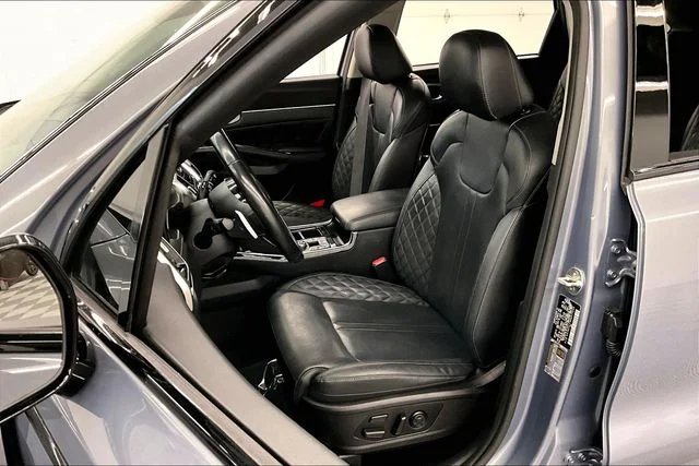Used 2022 Everlasting Silver Kia SX-Prestige image 23