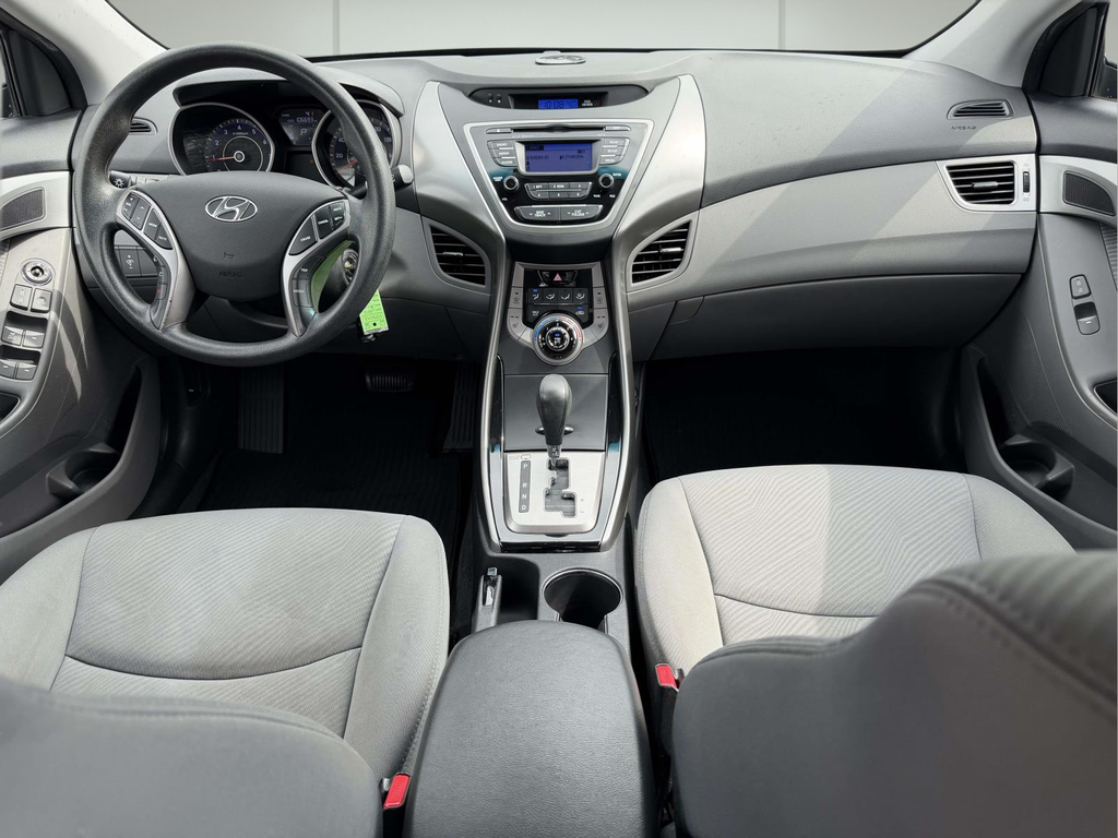 Used 2013 Black Hyundai GLS image 2