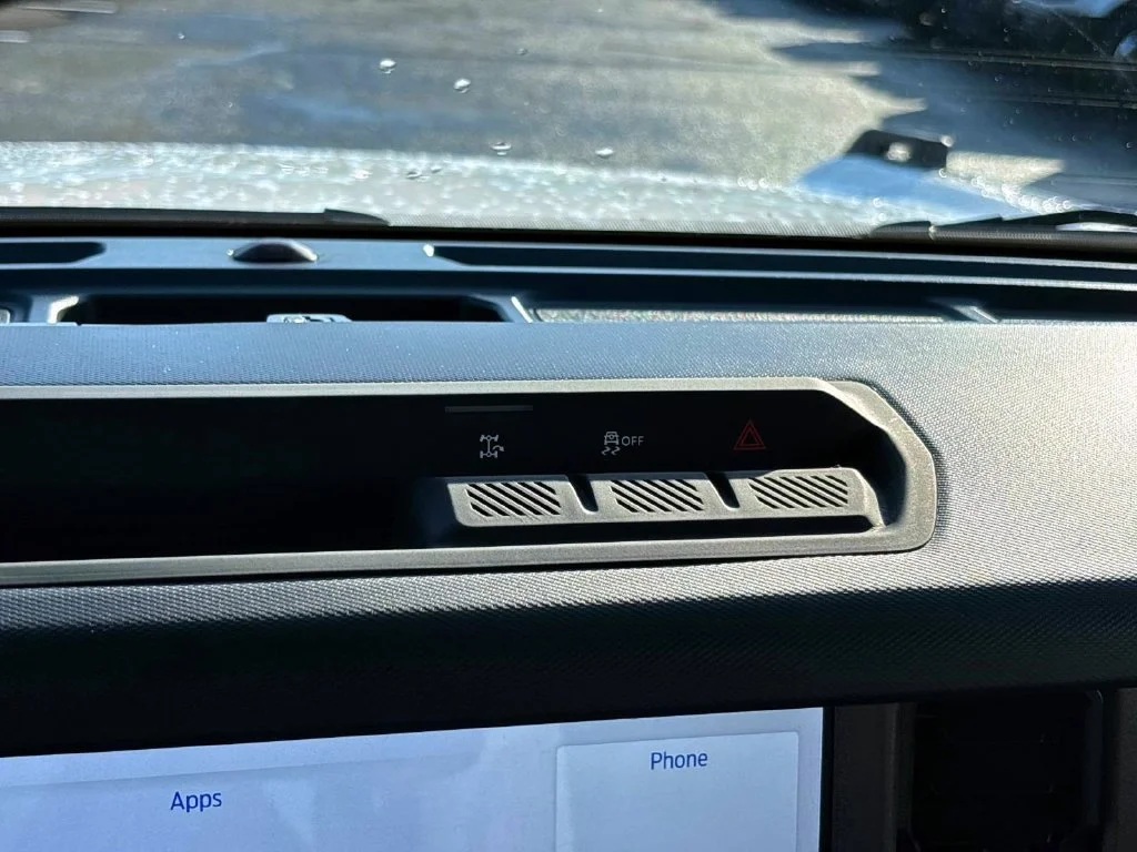 Used 2025 White Ford  image 28