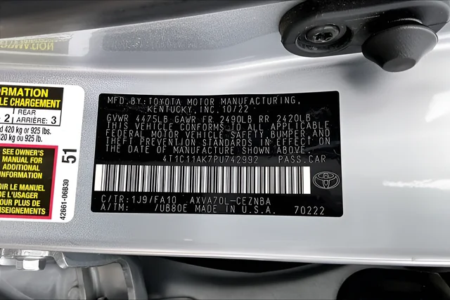 Used 2023 Silver Toyota LE image 16