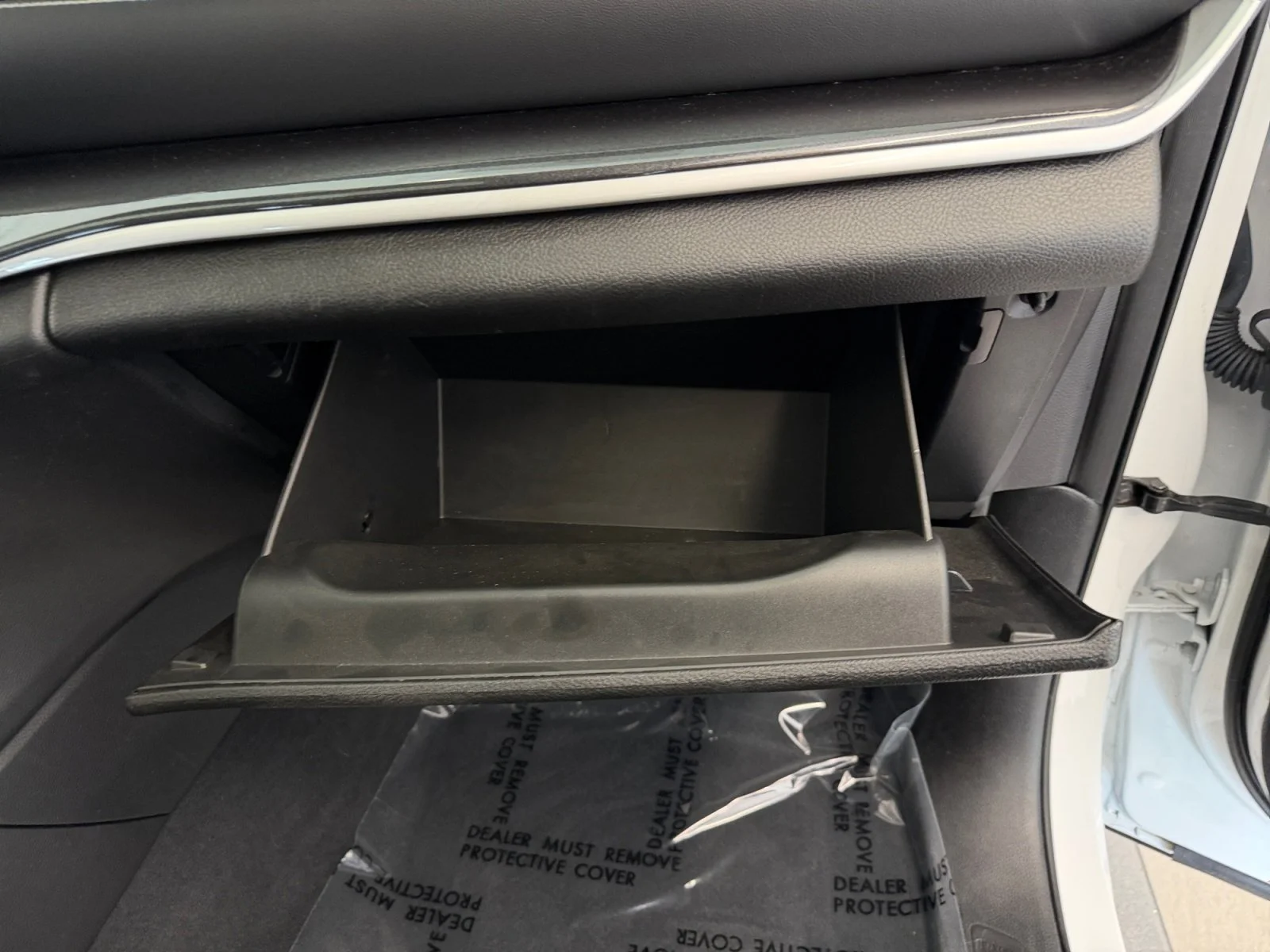 Used 2023 Bright White Clearcoat Jeep Altitude image 31